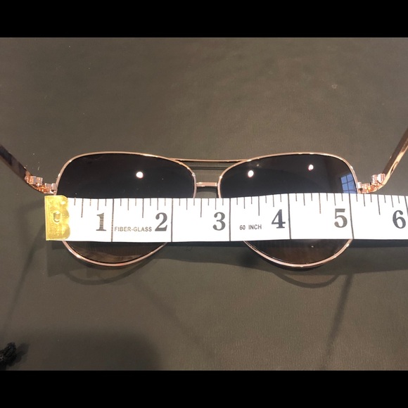 LIZ CLAIBORNE NWOT aviator sunglasses - Picture 4 of 5